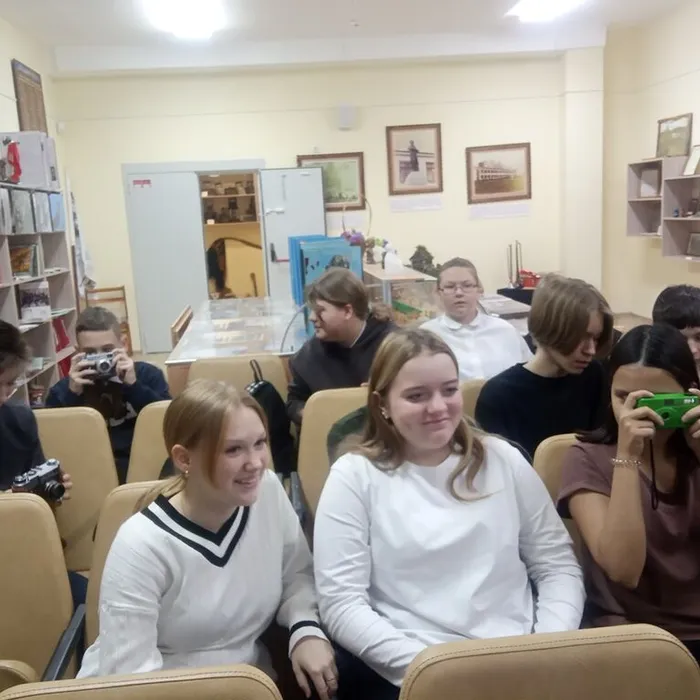 Экскурсия в музее школы «Остановись, мгновенье!»