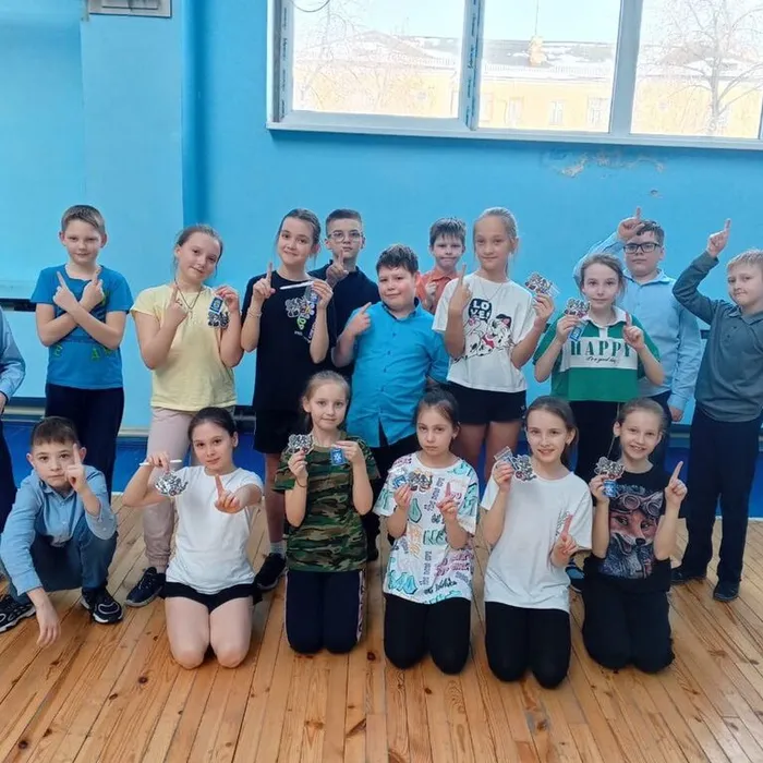 Спортивный праздник «А ну-ка девчонки!»